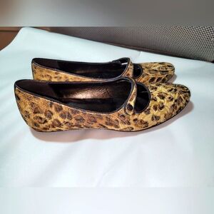 Donald J Pliner couture henna mary Jane canvas animal print flats